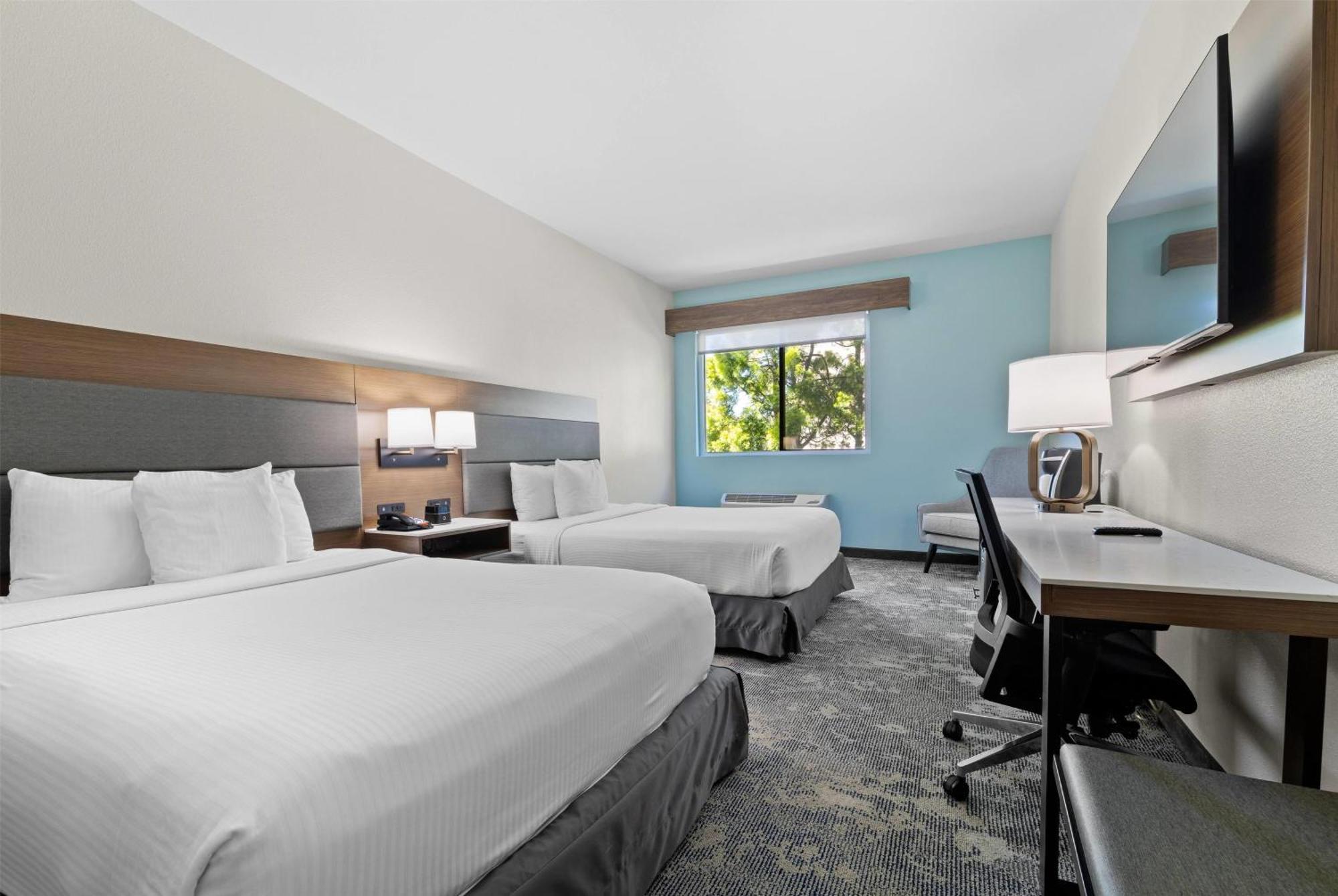 La Quinta Inn & Suites By Wyndham Santa Cruz Bagian luar foto